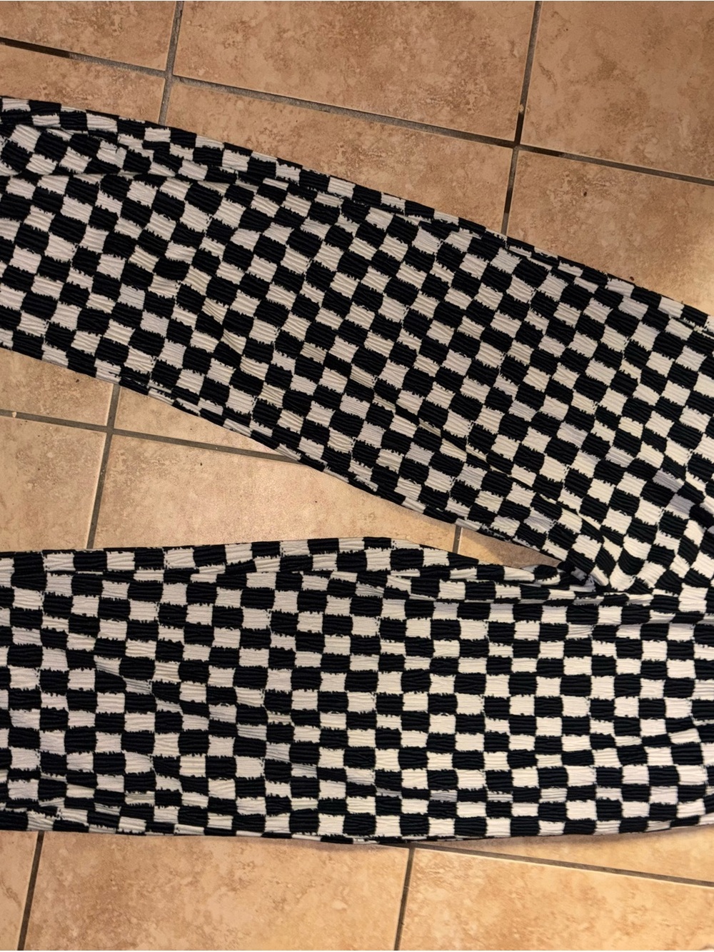 Monochrome Checkered Knit Pants